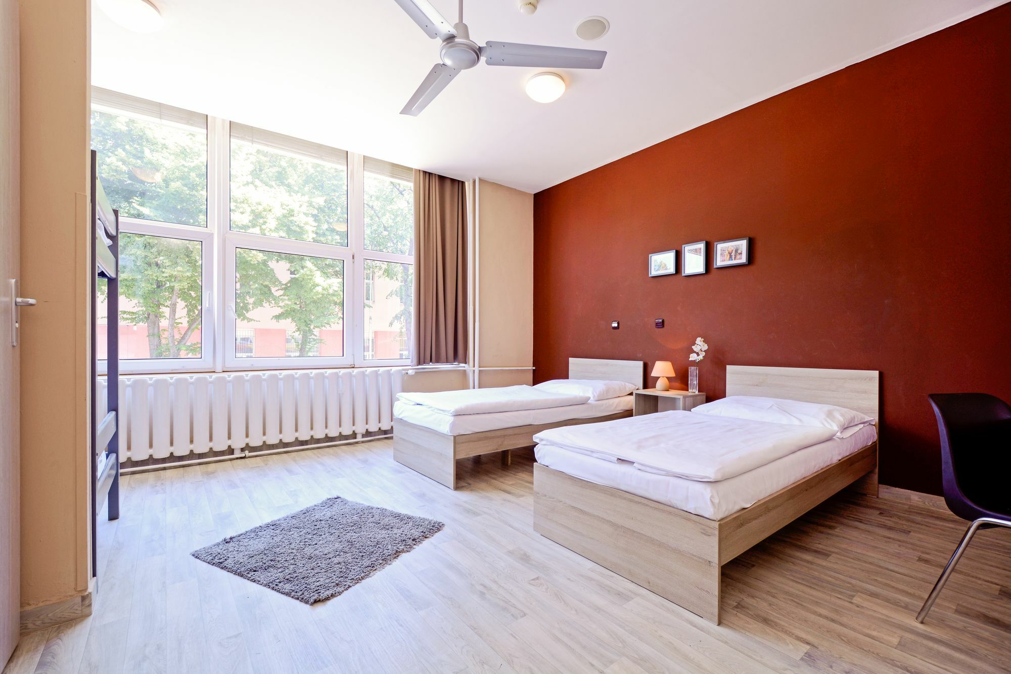 Plus Prague Hostel Kültér fotó